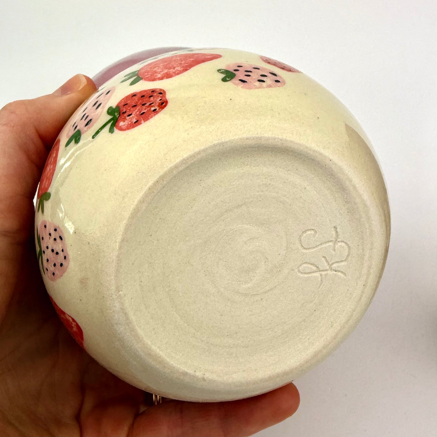 Curvy Strawberry Sippy Cup