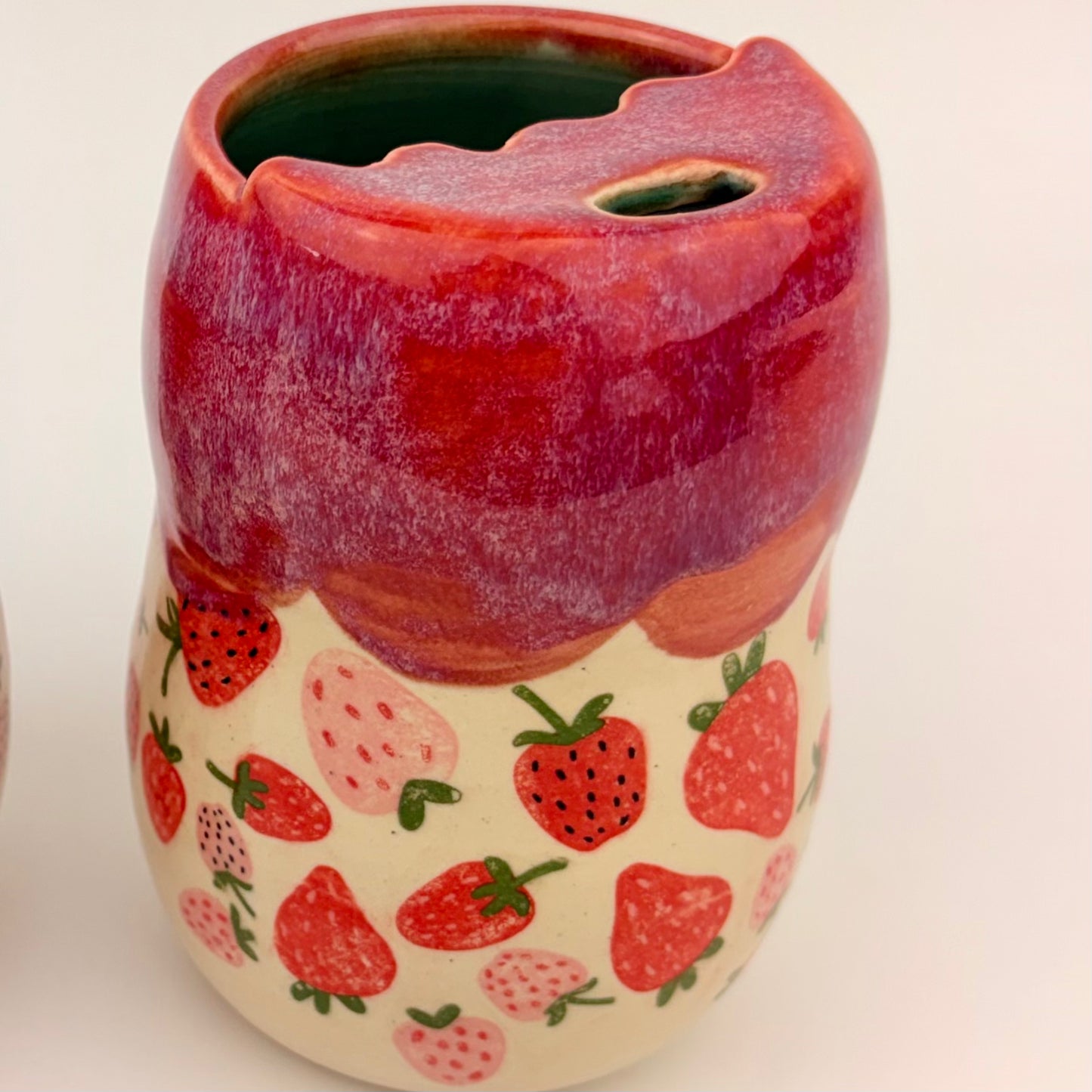 Curvy Strawberry Sippy Cup
